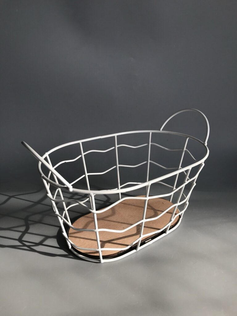 Корзина з деревяним дном, біла 18*30*14 см